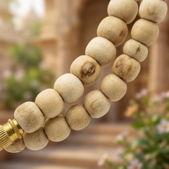 Small Gol Tulsi Kanthi Mala (2R)