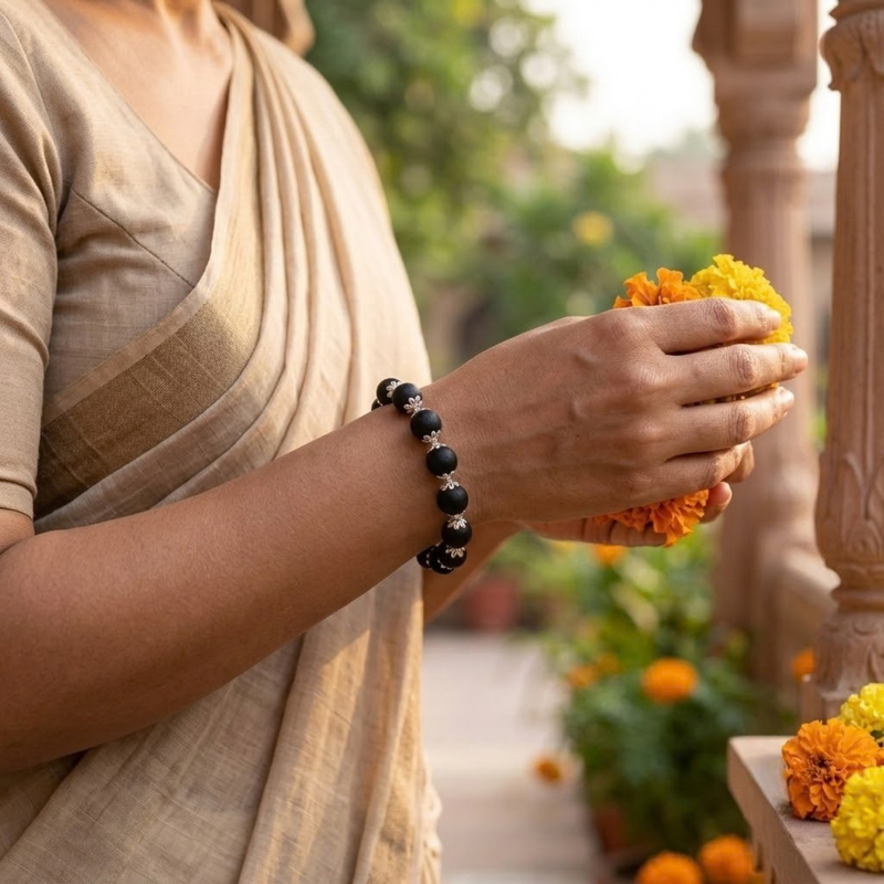 Silver 925 Round Black Tulsi Bead Chain Bracelet