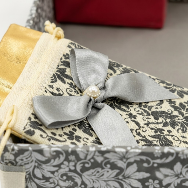 Gray Flower Tray Hamper Gift Box