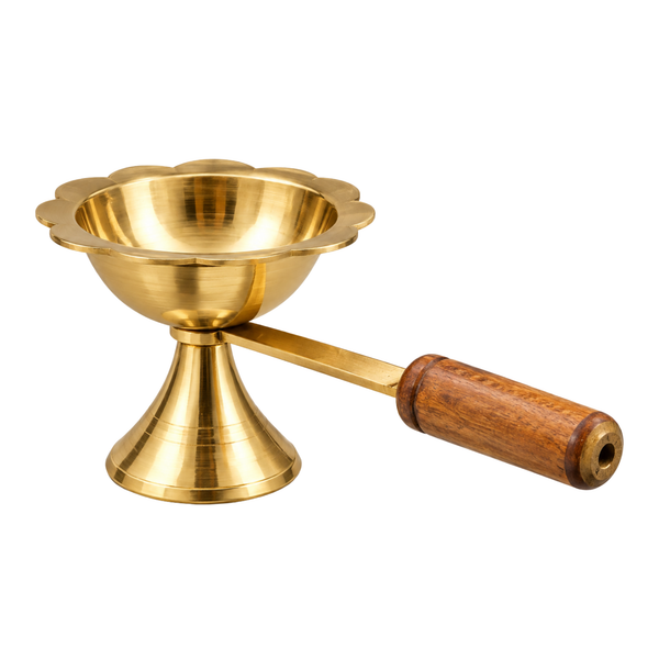 Brass Dhoona Aarti With Wooden Handle No. 3