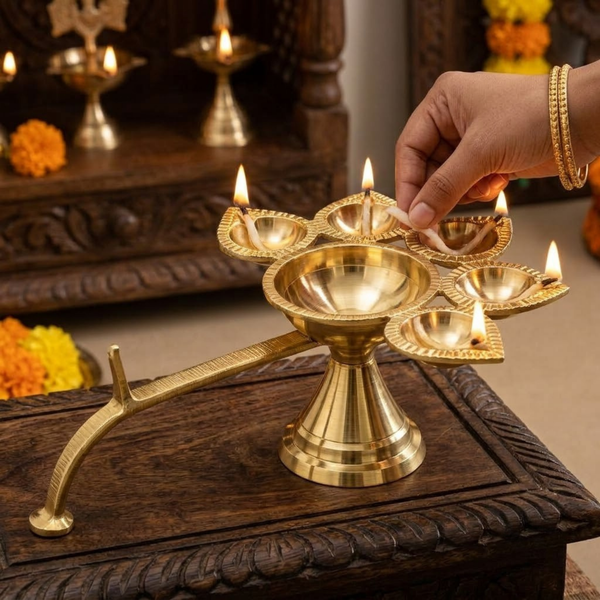 Panch Aarti Diya with Brass Handle