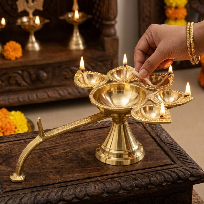 Panch Aarti Diya with Brass Handle